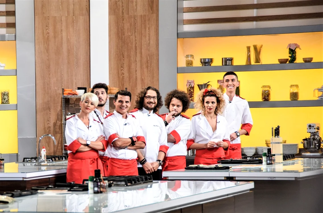 Chefii se pregătesc să-și folosească amuletele câștigate de ei
