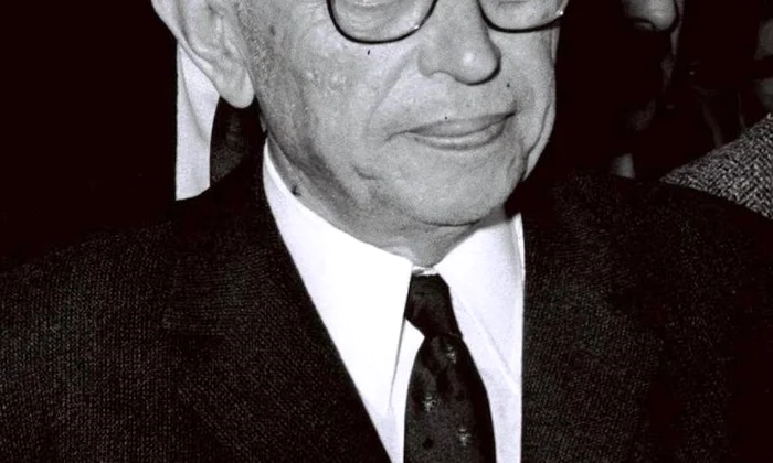 Jean Paul Sartre jpg