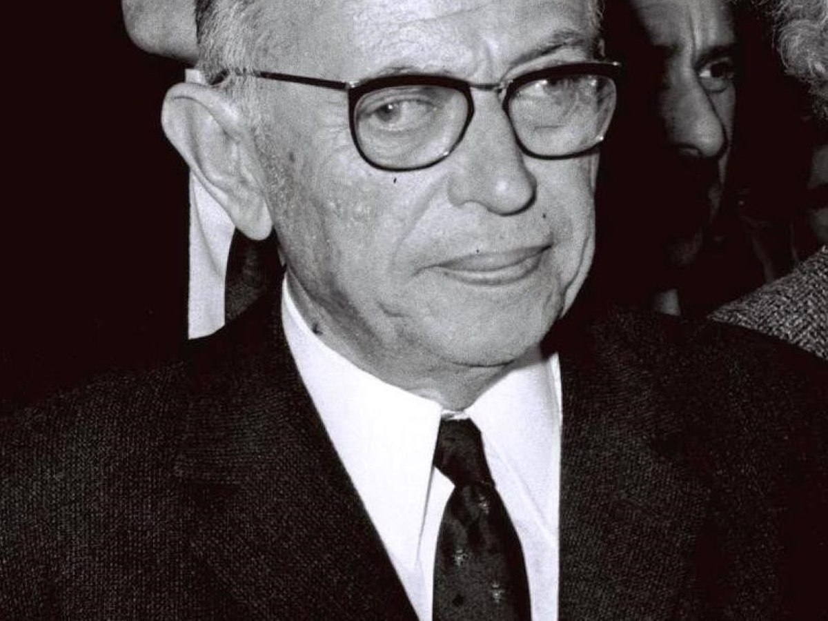 De ce Jean-Paul Sartre a refuzat Premiul Nobel. Decizia care a împărțit lumea între admirație și ironie