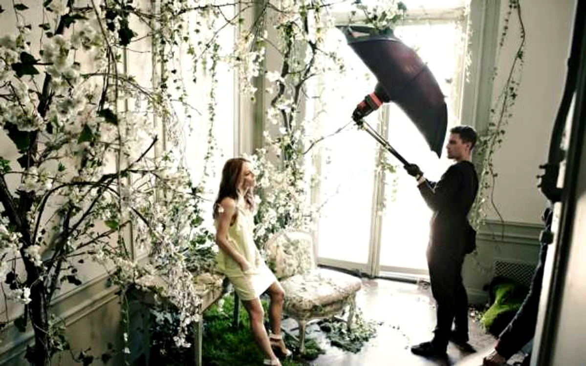 Vanessa Paradis este imaginea unei colecţii semnate de brandul H&M . FOTO Facebook
