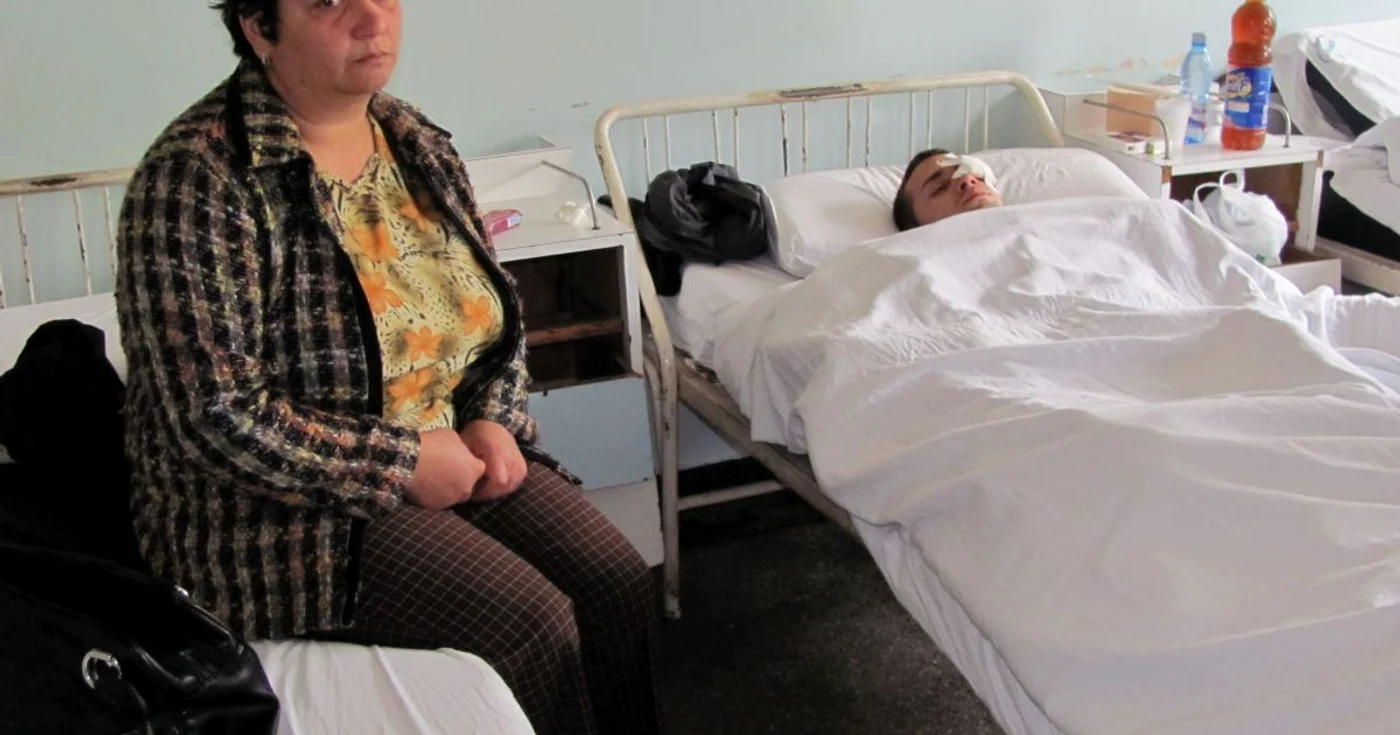 Femeia vrea să-i vadă pe cei care i-au bătut copilul