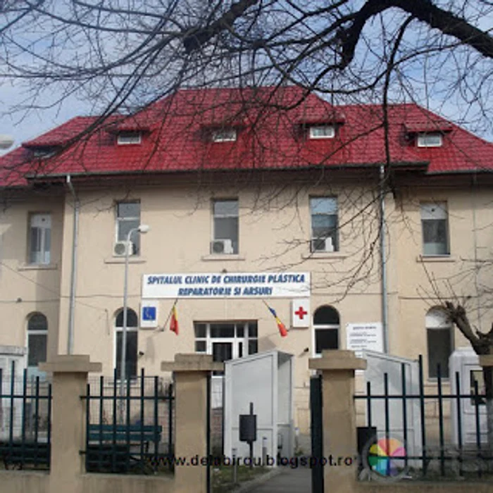 În această dimineaţă, la Spitalul de Arşi, s-au prezentat 12 procurori, pentru percheziţii