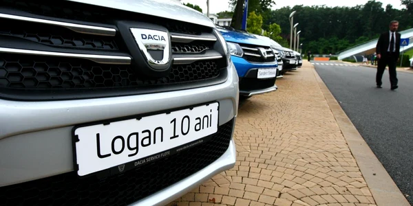 logan 10 ani