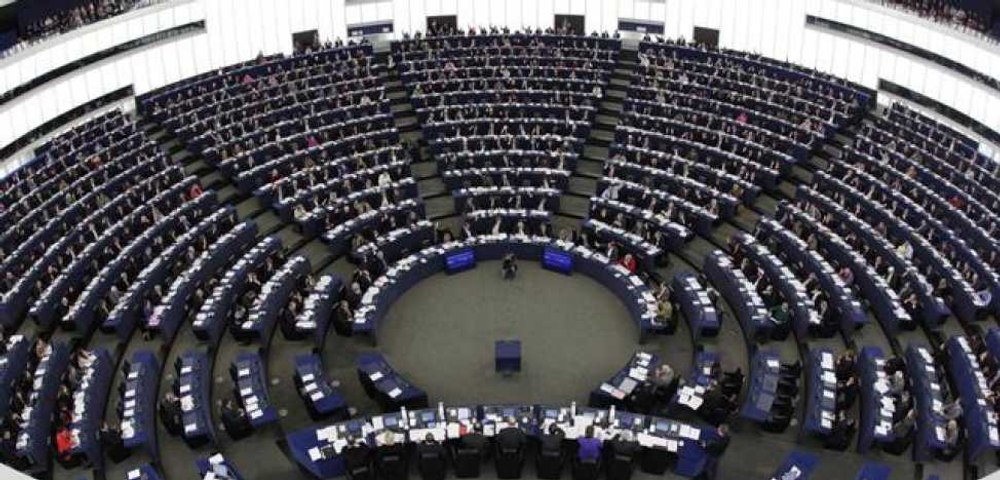 Reacție a Parlamentului European la inundaţiile devastatoare din mai multe ţări, între care şi România