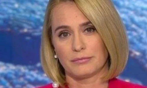 andreea esca jpeg
