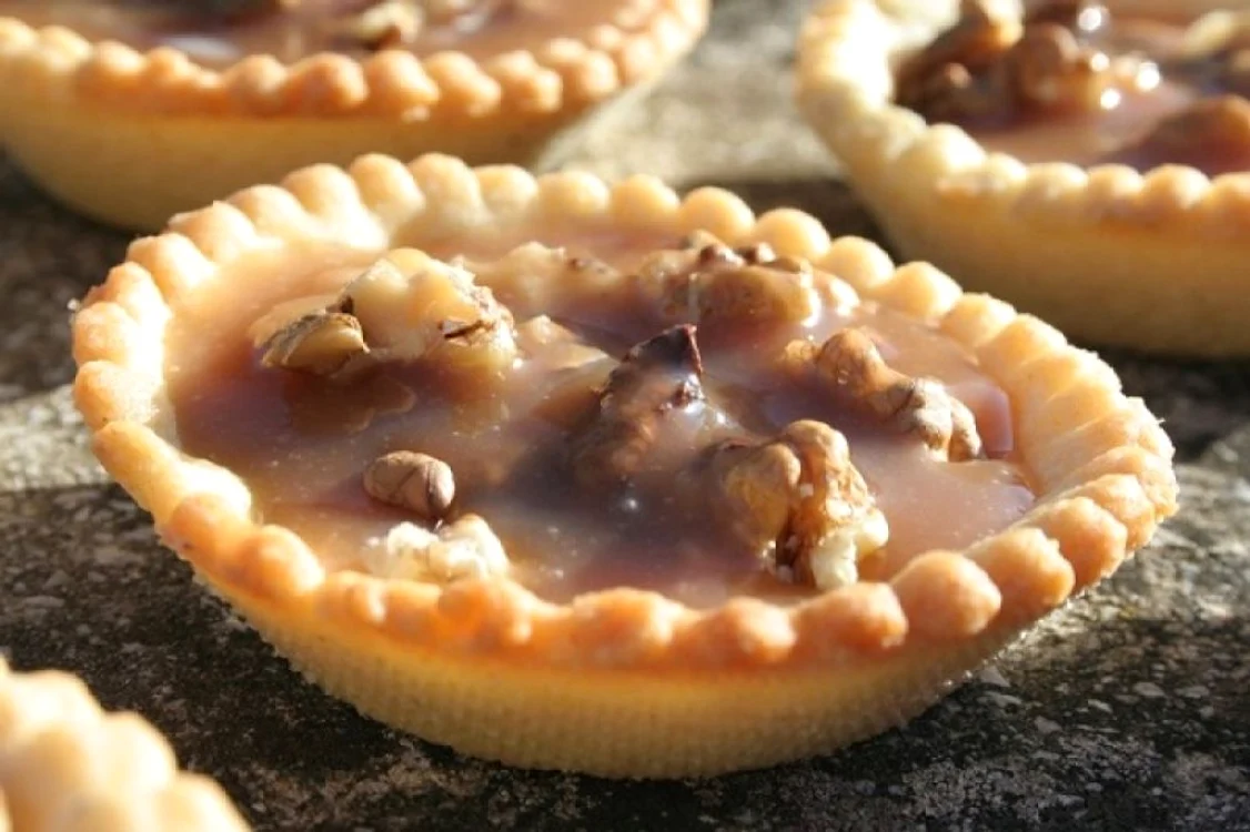 minitarte cu crema de nuci jpeg