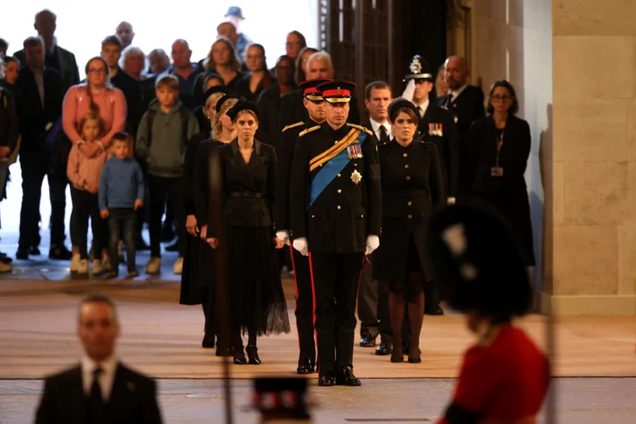 Nepotii reginei Elisabeta a II-a, la priveghi FOTO Getty Images