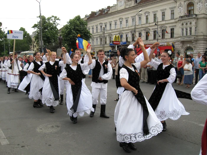 Arad: Moneasa devine în acest week-end capitala folclorului