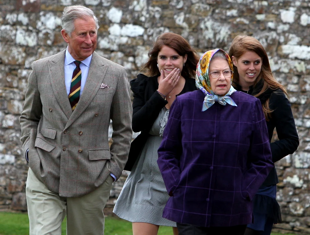 Charles, Eugenie, Beatrice și Regina, Getty jpg