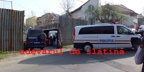 Suspecții au fost aduși pentru audieri la sediul DIICOT Olt din Slatina