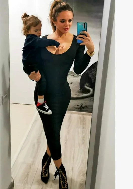 simona hapciuc si fiul ei jpg jpeg