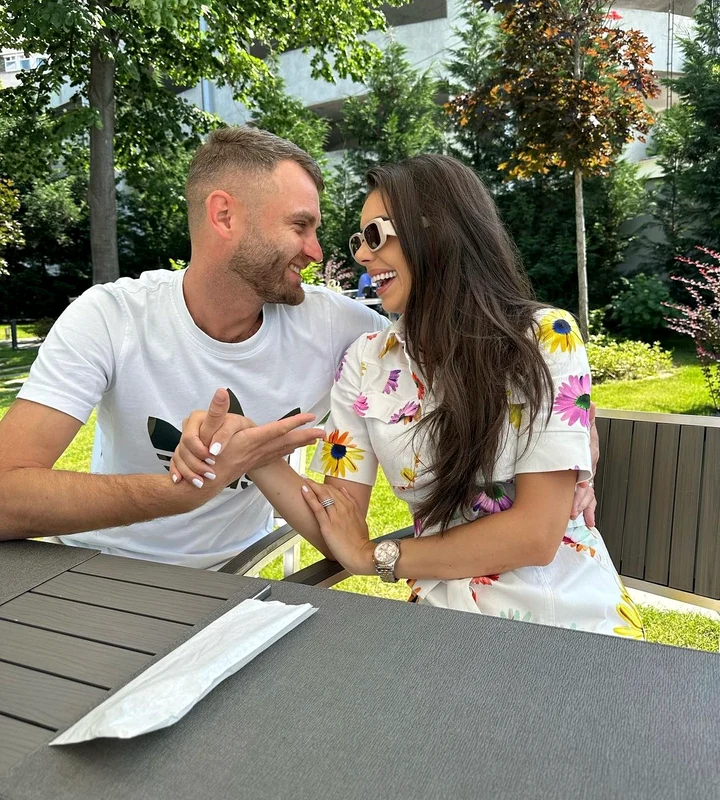  Georgiana Lobonț a aflat că este însărcinată când era pe drum, între nunți