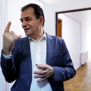 INSTANT LUDOVIC ORBAN 006 INQUAM Photos Malina Norocea jpg