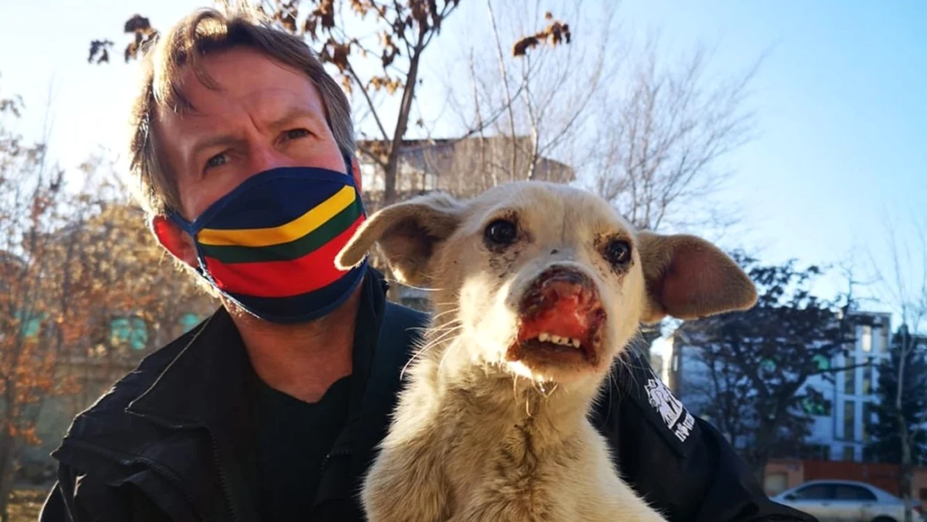 Paul Farthing, fost soldat britanic care a înfiinţat un adăpost de animale în Kabul FOTO Nowzad