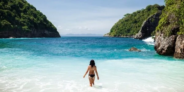 bali plaja foto travel triangle