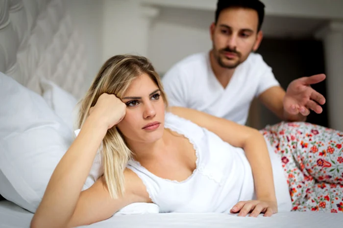 Iubitul tău va claca la un moment dat dacă tu vei continua să ai un comportament copilăresc, să fii în permanenţă morocănoasă, lipsită de chef şi nemulţumită de tinefoto: 123RF
