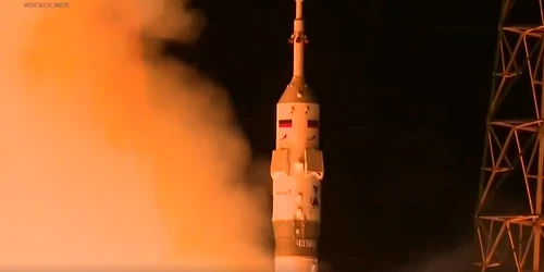 racheta Soiuz lansata de Rusia spre SSI FOTO NASA png