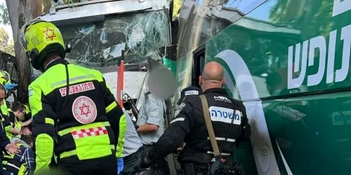 incident autobuz israel FOTO Magen David Adom fb jpg