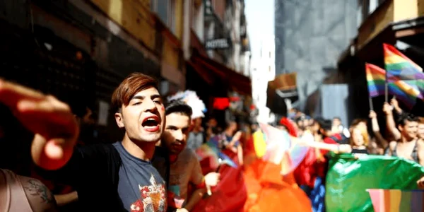 201806eca istanbul pride 2016 png