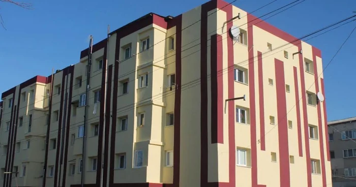 Cinci scări de bloc au fost reabilitate
