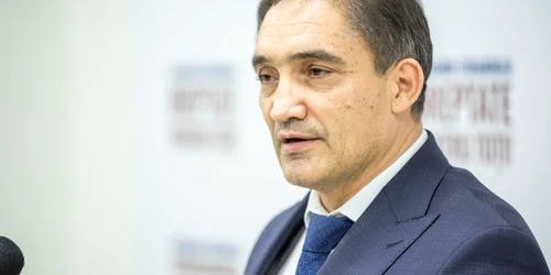 Alexandr Stoianogloo FOTO Socialistii md jpg