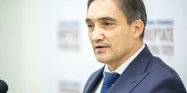 Alexandr Stoianogloo FOTO Socialistii md jpg
