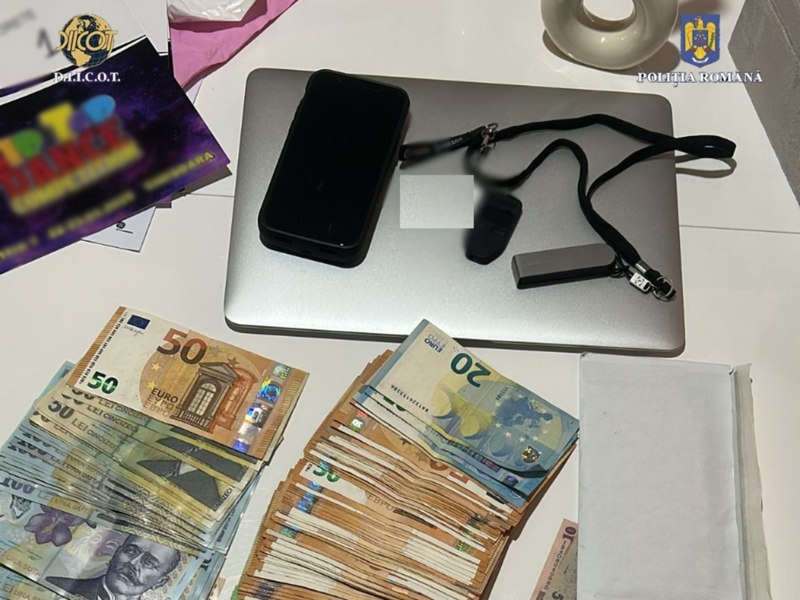 Zeci de percheziții în mai multe județe, într-un dosar de fraudă cu criptomonede. Prejudiciul estimat este de peste 10 milioane de dolari