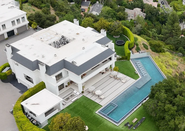 Casa lui J. Lo și a lui Ben Affleck, din Beverly Hills