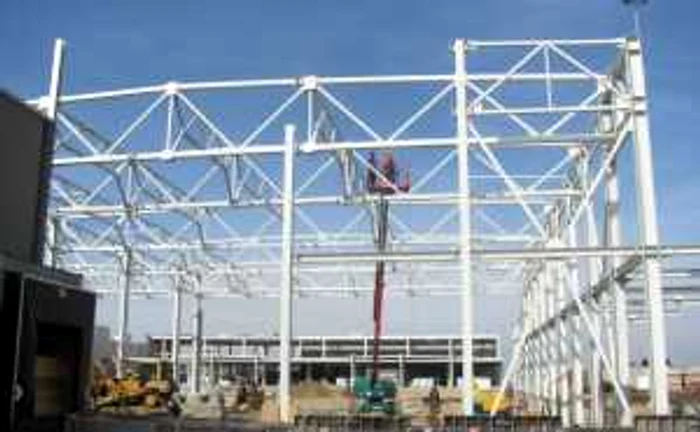 Noul modul al fabricii Continental Sibiu va funcţiona la capacitate maximă din a doua parte a anului viitor.