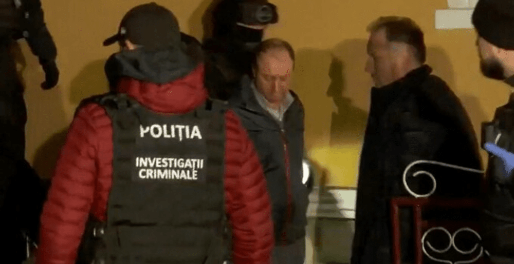 Criminalul din Bran a explicat într-un bilet de ce i-a omorât pe cei doi soți: se plânge de vrăjitorii