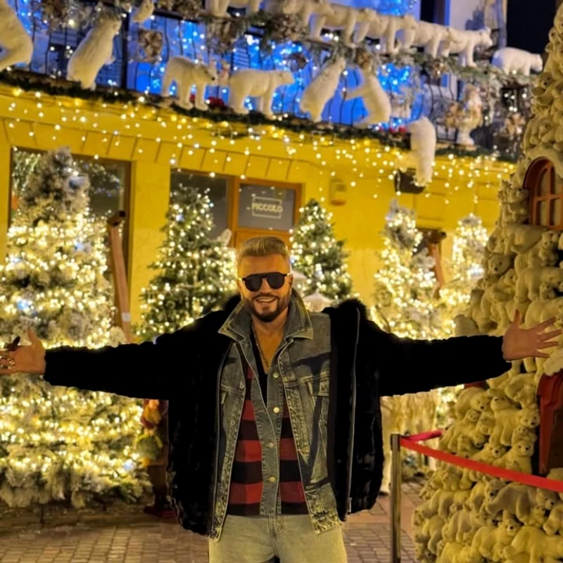 Cătălin Botezatu a chefuit de ziua lui, la Craiova foto: Instagram 