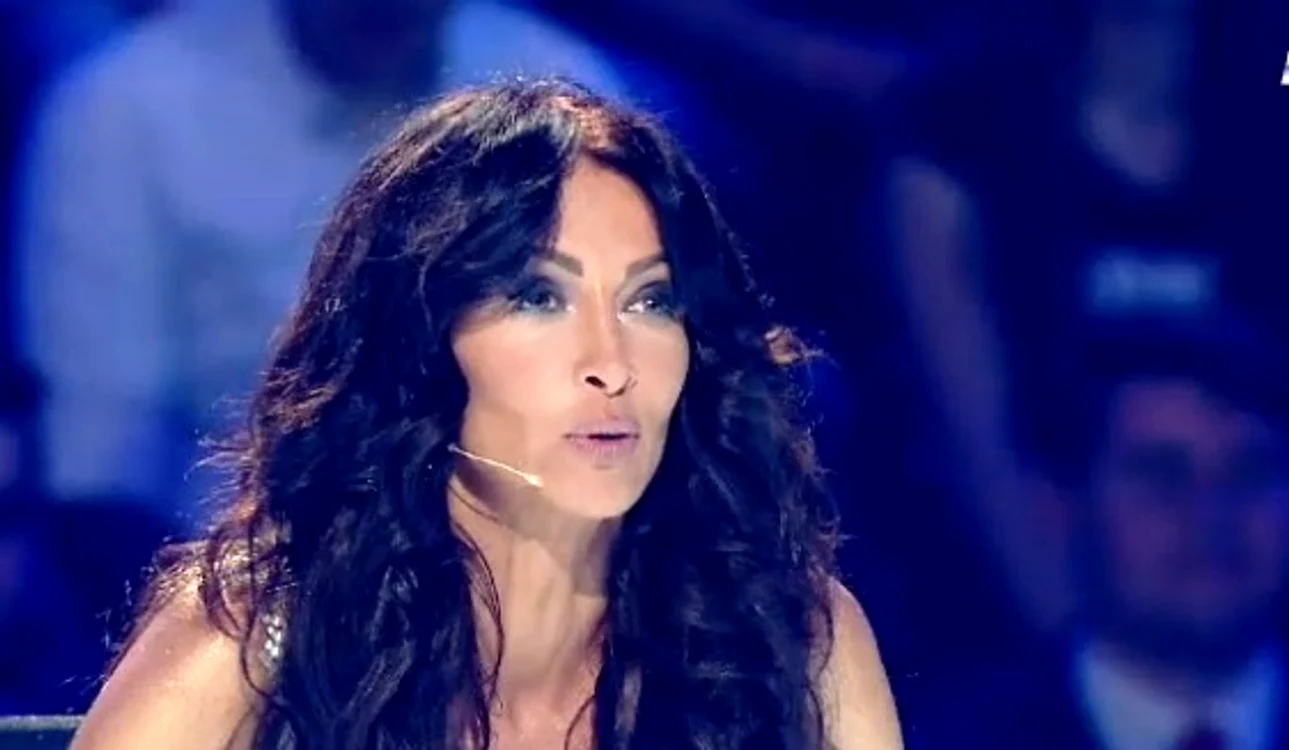 
    “Românii au talent”: Mihaela Rădulescu și-a etalat cunoștințele de filosofie cu o replică din Emil Ciorancaptură: Pro TV  