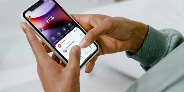 Revolut PR App 03 png