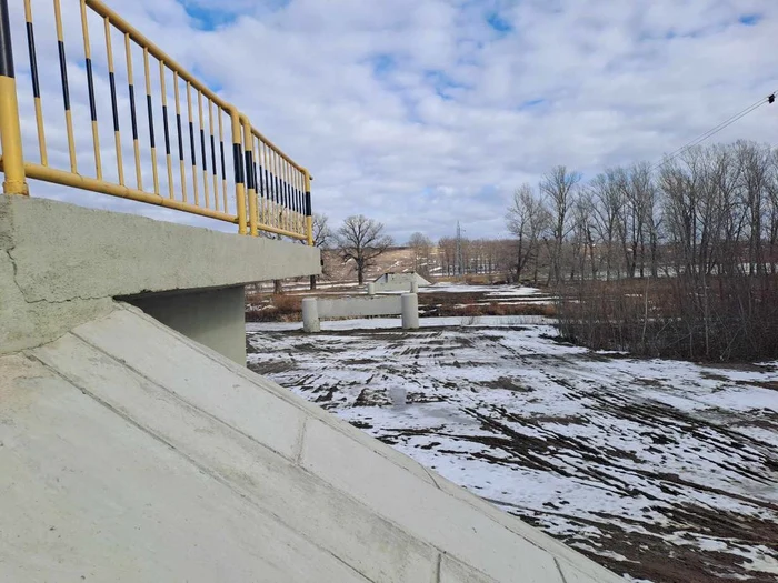 Nu se ştie când va fi construit alt pod FOTO MonitoruldeNeamţ.ro