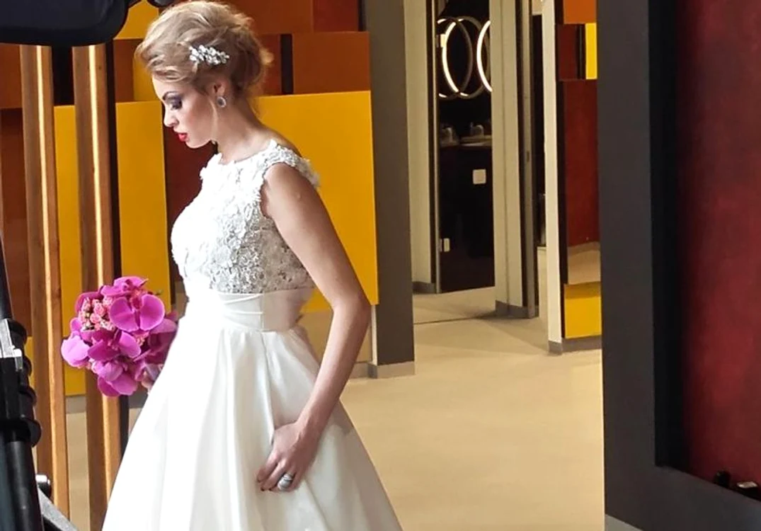 Valentina Pelinel a purtat o rochie de prinţesă la nunta cu Cristi Boureanufoto: arhiva personală