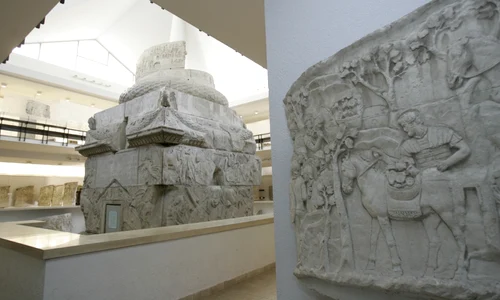 historia ro undefined jpeg