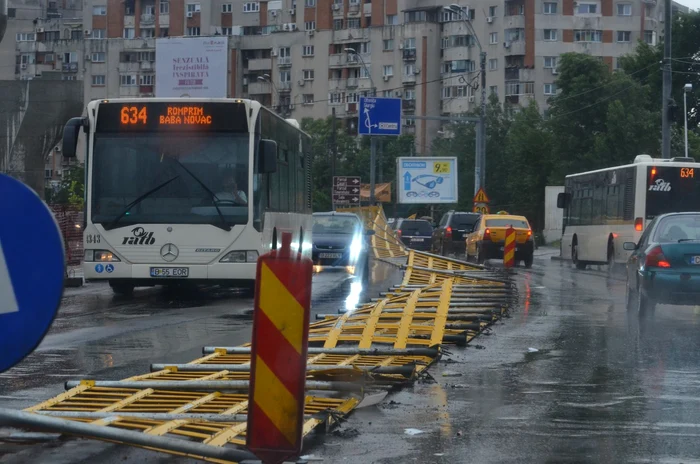 Codul galben de ploi este valabilă până joi la ora 23:00 FOTO Adevărul