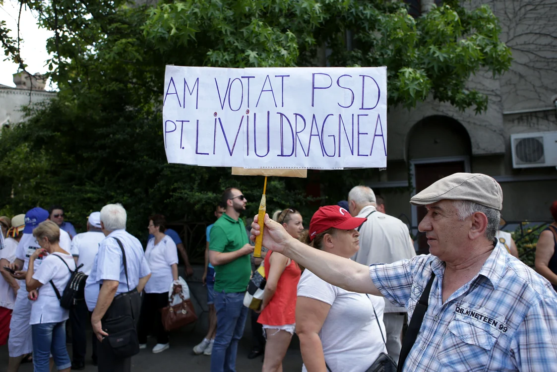 Manifestanții și-au exprimat susținerea față de Liviu Dragnea