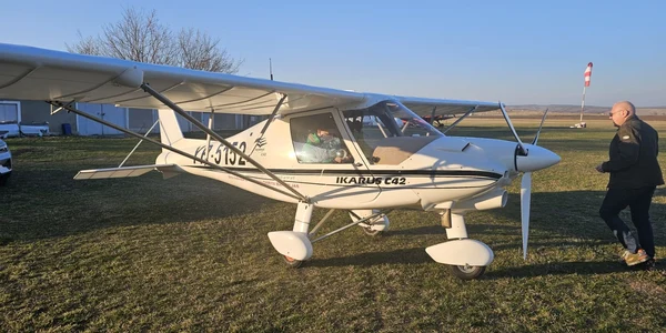 avionul cu care a zburat consilierul local din iasi foto facebook png