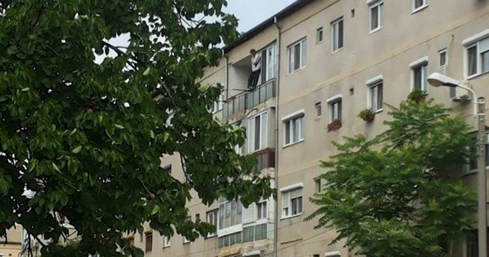 Barbatul a amenintat ca se arunca