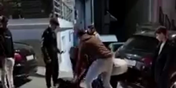 bătut în stradă 1 png