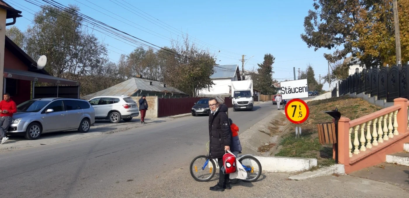 La Stăuceni există şi reţea de apă dar şi de canalizare FOTO Cosmin Zamfirache