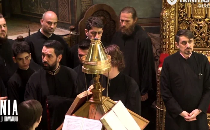 Alexandru Tudor a făcut parte din corul bisericii. Captură Trinitas TV