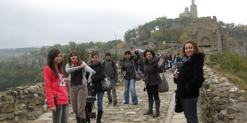 Elevii români şi bulgari vor pune în scenă o piesă de teatru comună