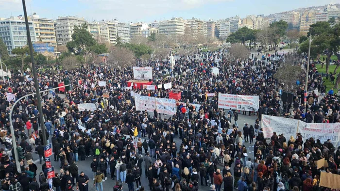 Proteste de amploare în Grecia, la Atena FOTO: X