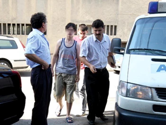 Iaşi: Marţi se decide soarta lui Teodosian, elevul-criminal