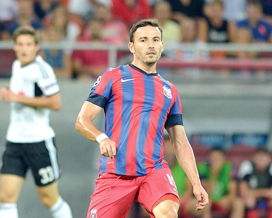 
    După cele şase luni petrecute la Steaua, Adrian Cristea a avut de tras doi aniFOTO: Sportpictures.eu  