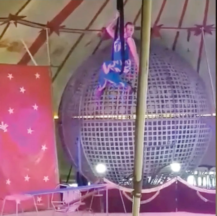 Artista din Ungaria a suferit multiple fracturi și a fost operată