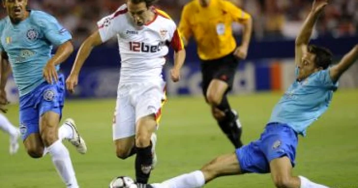 Unirea a îngenuncheat de două ori în faţa Sevillei