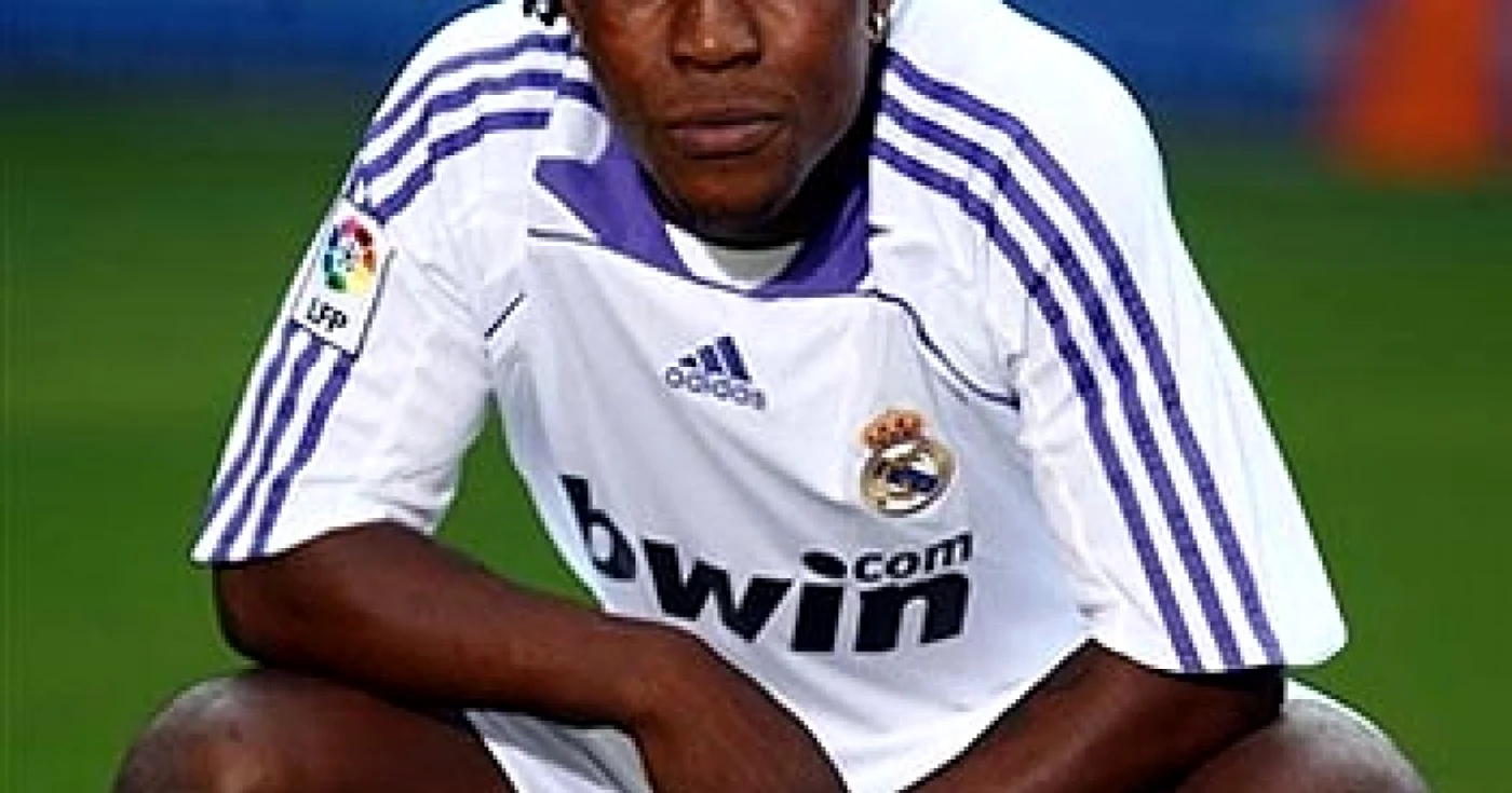 FOTBAL: Drenthe l-a sunat pe Bertran şi i-a cerut scuze că i-a rupt piciorul